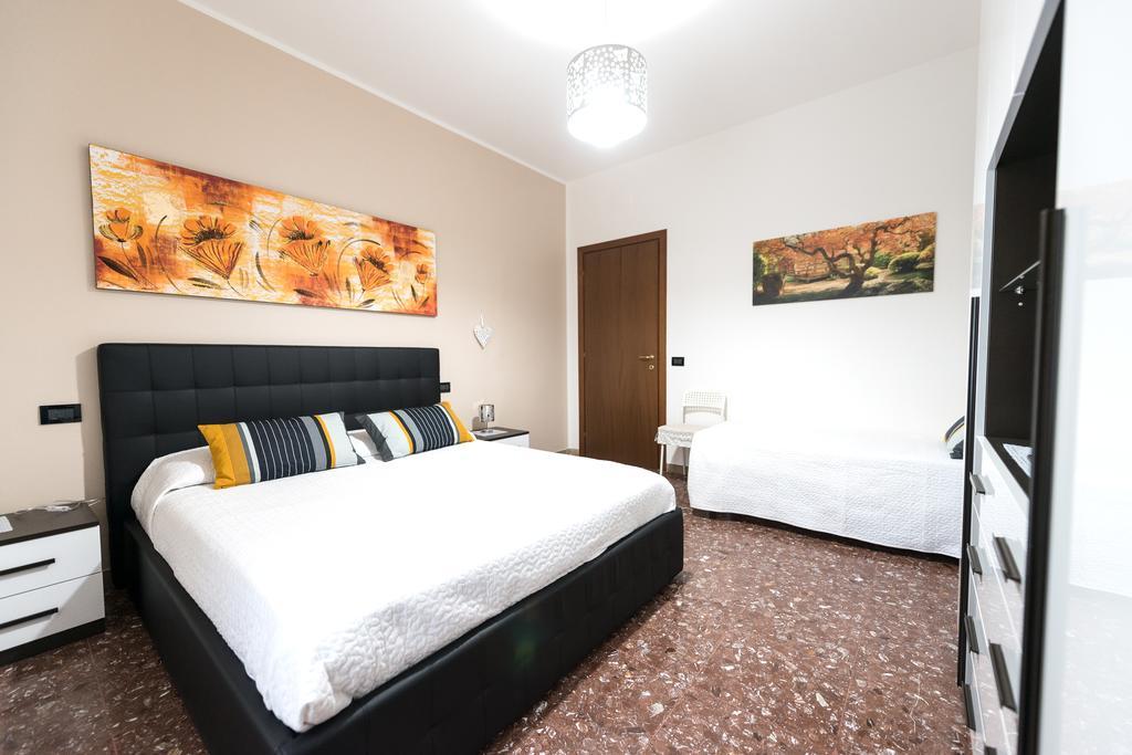 Casa Vacanze Antonia โบโลญญา ภายนอก รูปภาพ