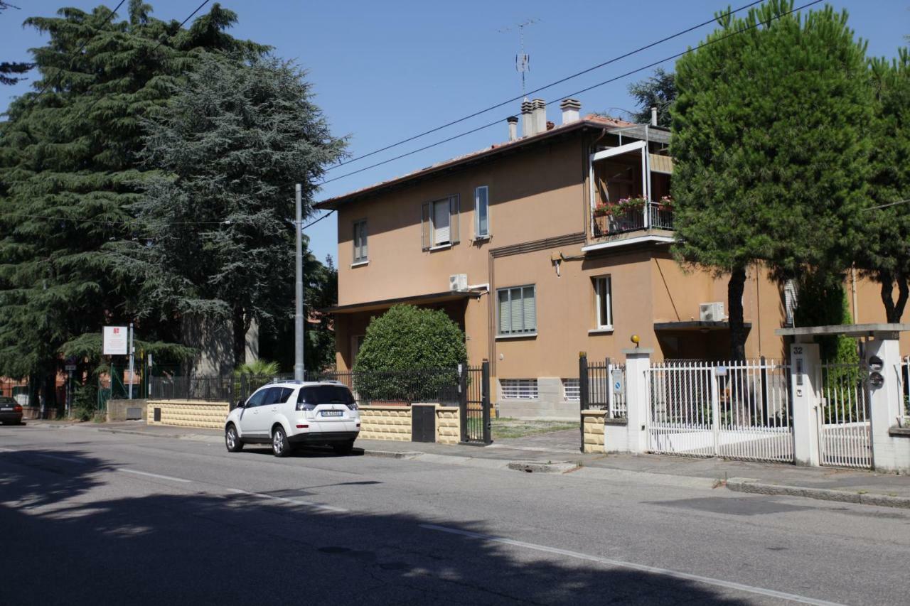 Casa Vacanze Antonia โบโลญญา ภายนอก รูปภาพ