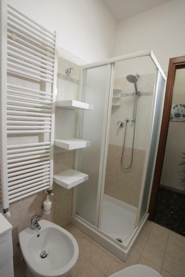 Casa Vacanze Antonia โบโลญญา ภายนอก รูปภาพ