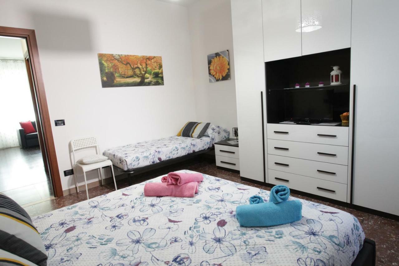 Casa Vacanze Antonia โบโลญญา ภายนอก รูปภาพ